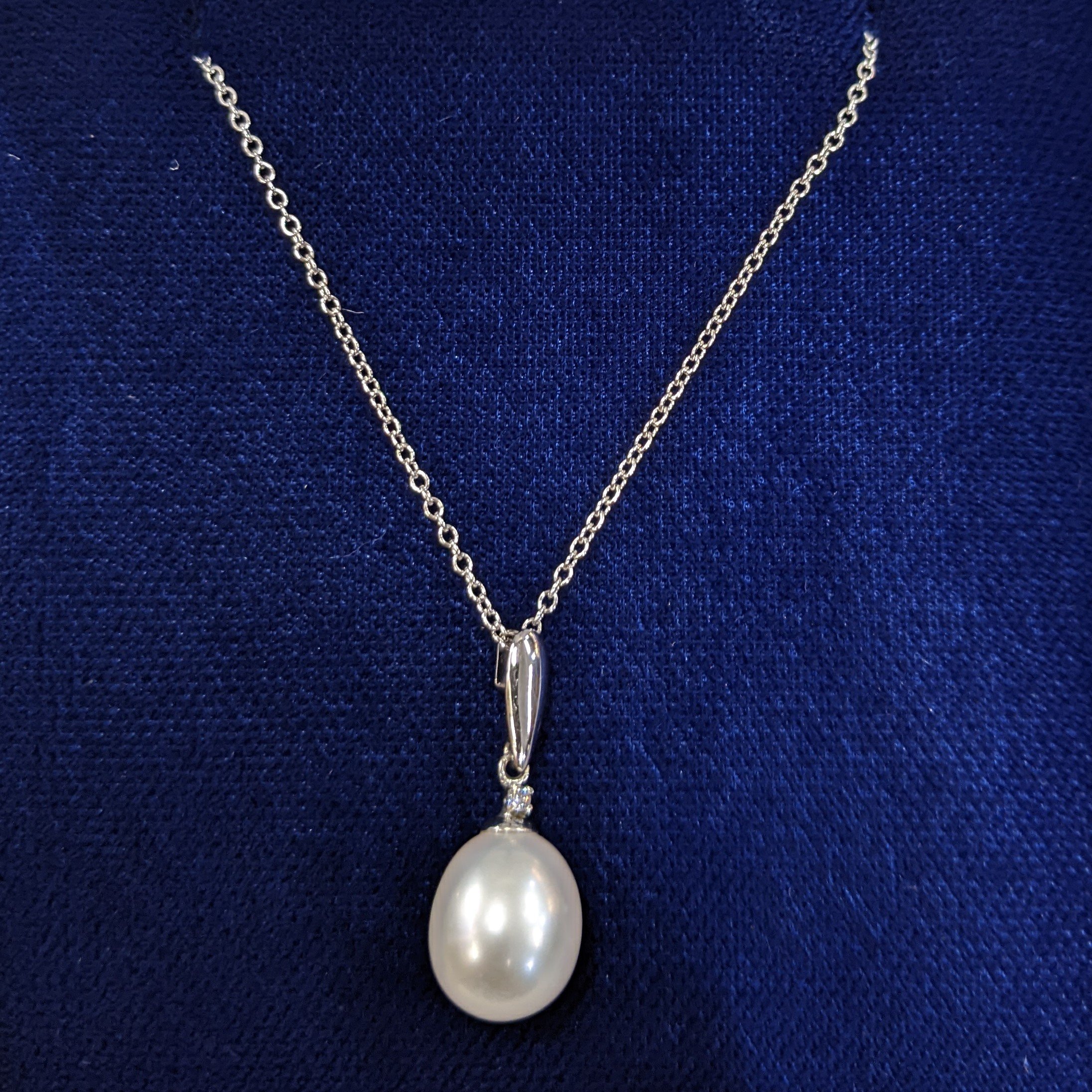 9ct White Gold 9mm Pearl & CZ Necklace - Howells Jewellers