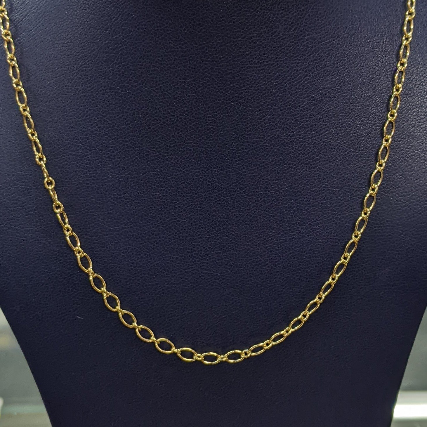 9ct Yellow Gold 18