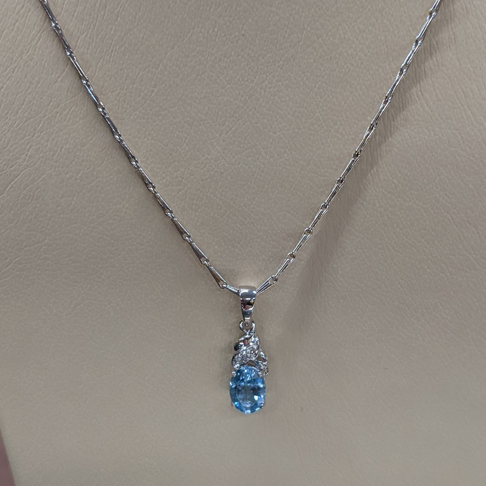 18ct White Gold Aquamarine & Diamond Necklace - Howells Jewellers